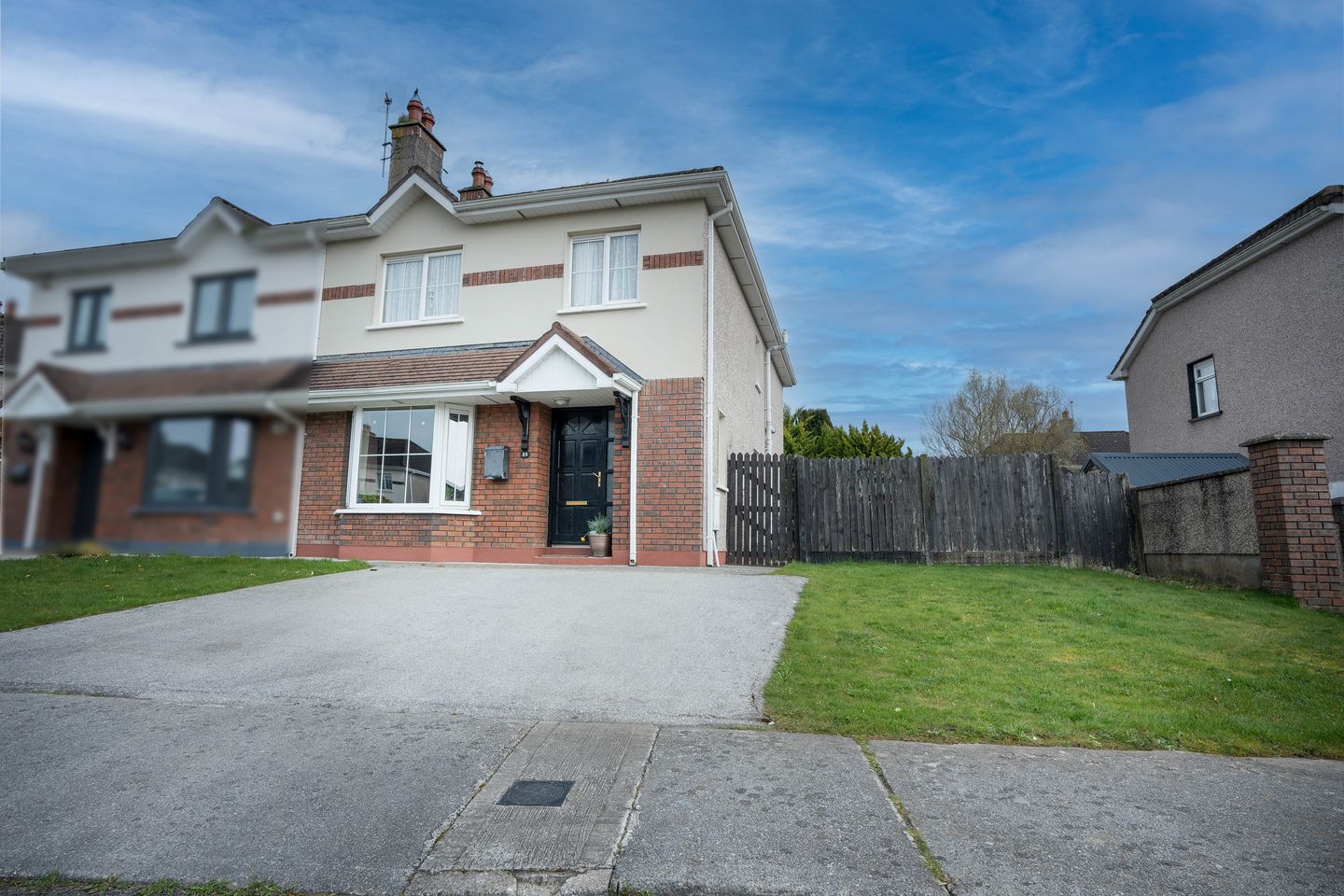 25 Deerpark Avenue, Castlepark, Mallow, Co. Cork, P51CDE2 is for sale