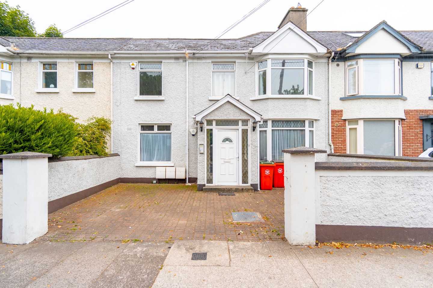 91 Howth Road, Clontarf, Dublin 3, D03DX32 is for sale on Daft.ie