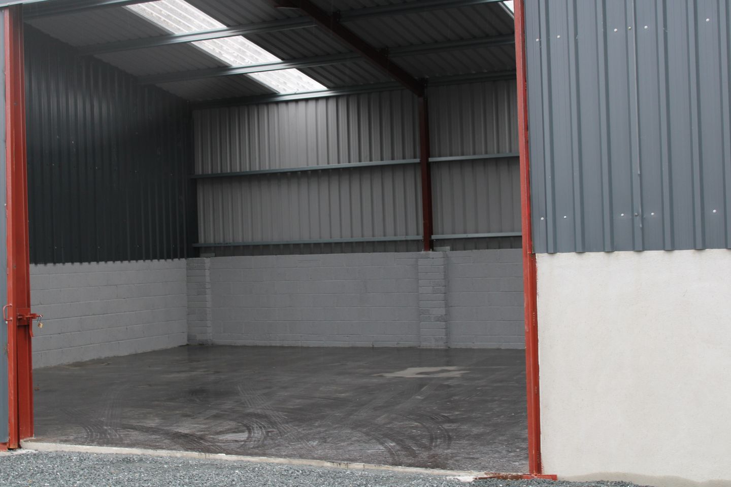Commercial property for rent in Cahernorry, Ballysimon, Co. Limerick
