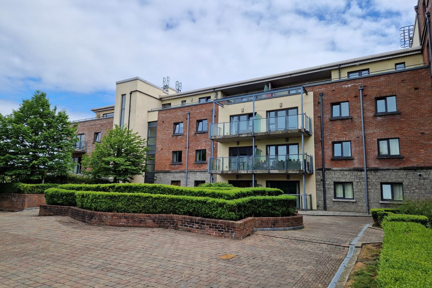 Apartment 24 , Thornfield, Ashbourne Avenue, South Circular Road, South