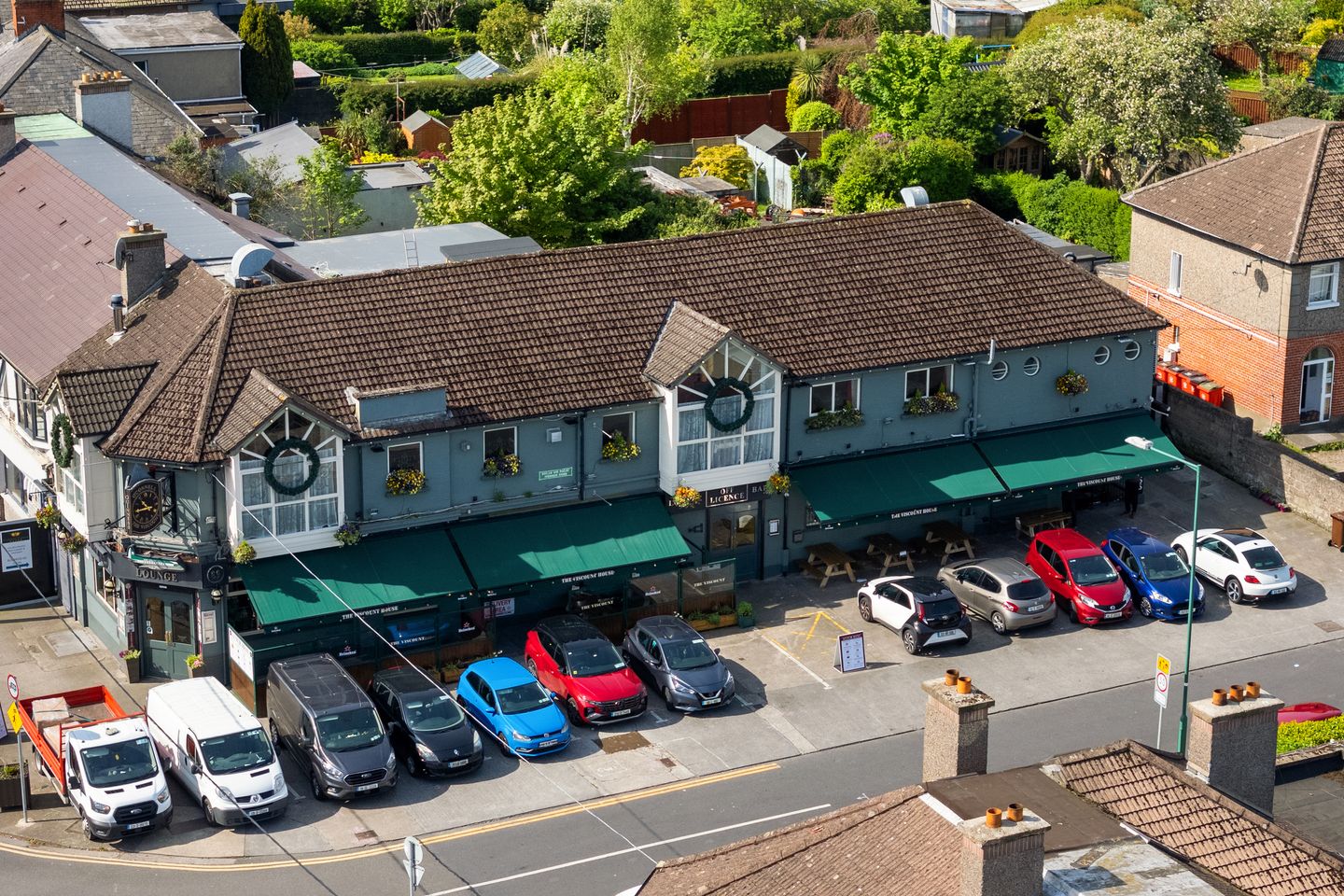 The Viscount, Swords Road, Whitehall, Dublin 9, D09E1T1