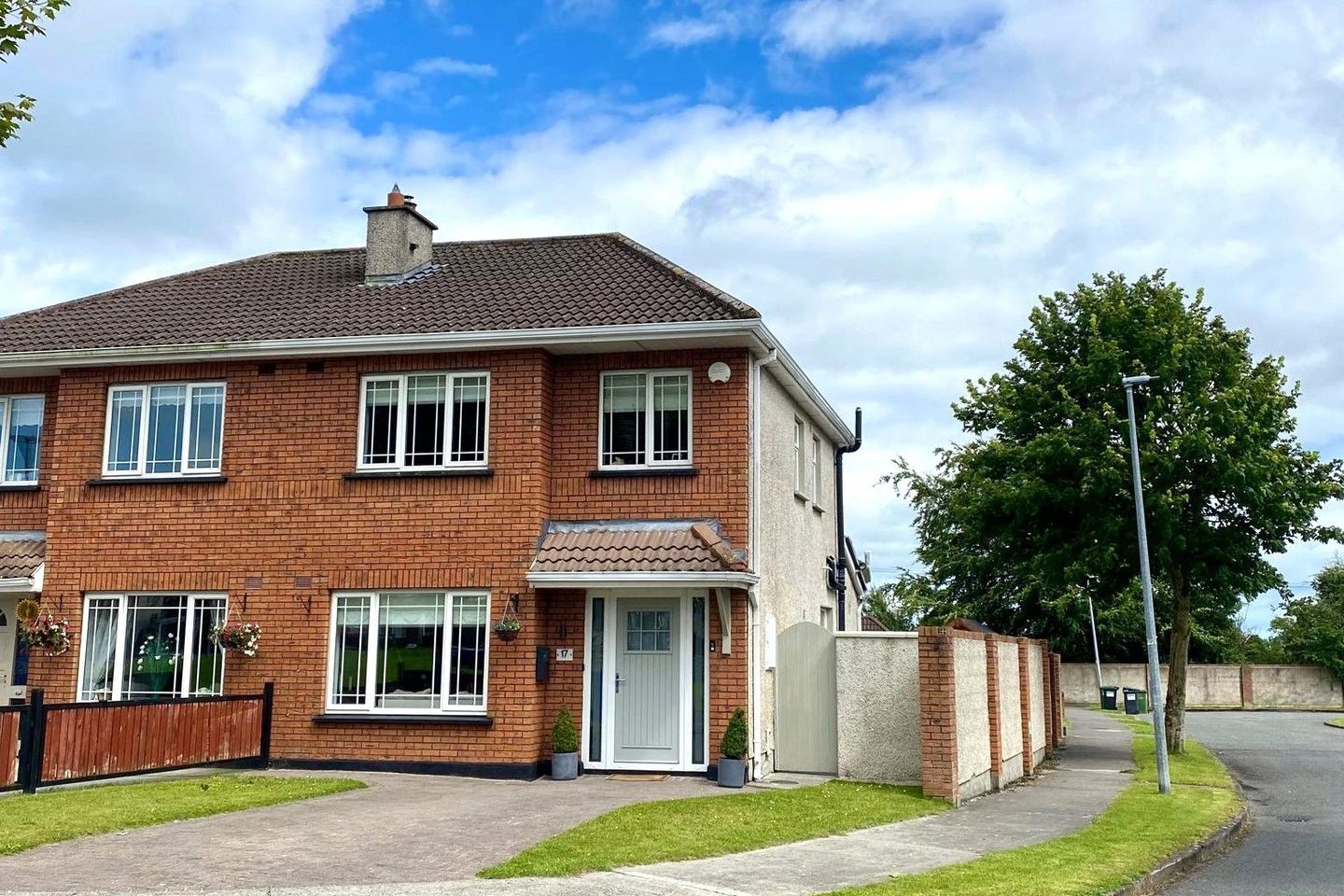 17 Stonebridge Park, Rochfortbridge, Co. Westmeath, N91YV56 is for sale