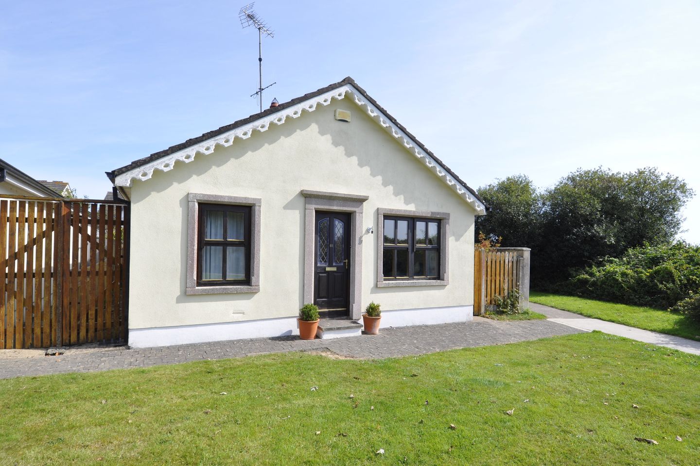 66 Sandycove Phase 1, Ballymoney, Gorey, Co. Wexford, Y25RR72 is for