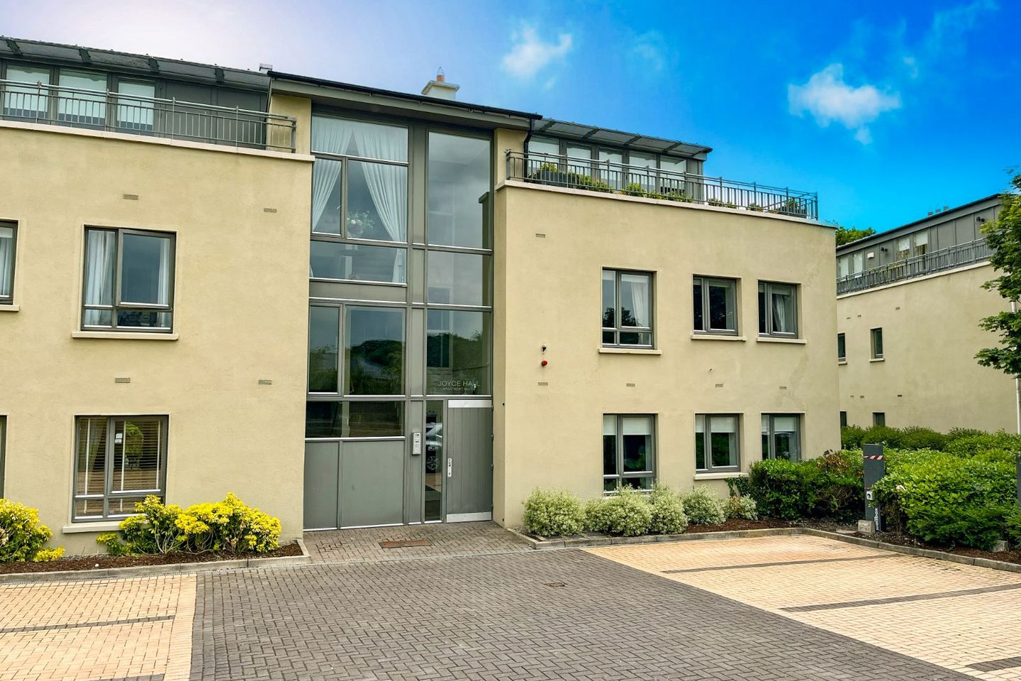Apartment 2, Joyce Hall, Carrickmines Avenue, Cabinteely, Dublin 18, D18AK26