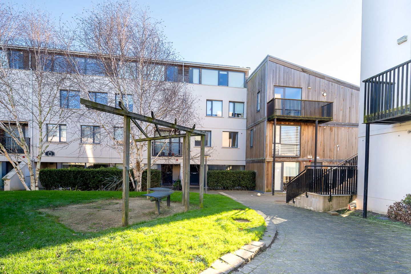 2 Parkview Drive, Balbutcher Lane, Finglas, Dublin 11, D11PY89 is for