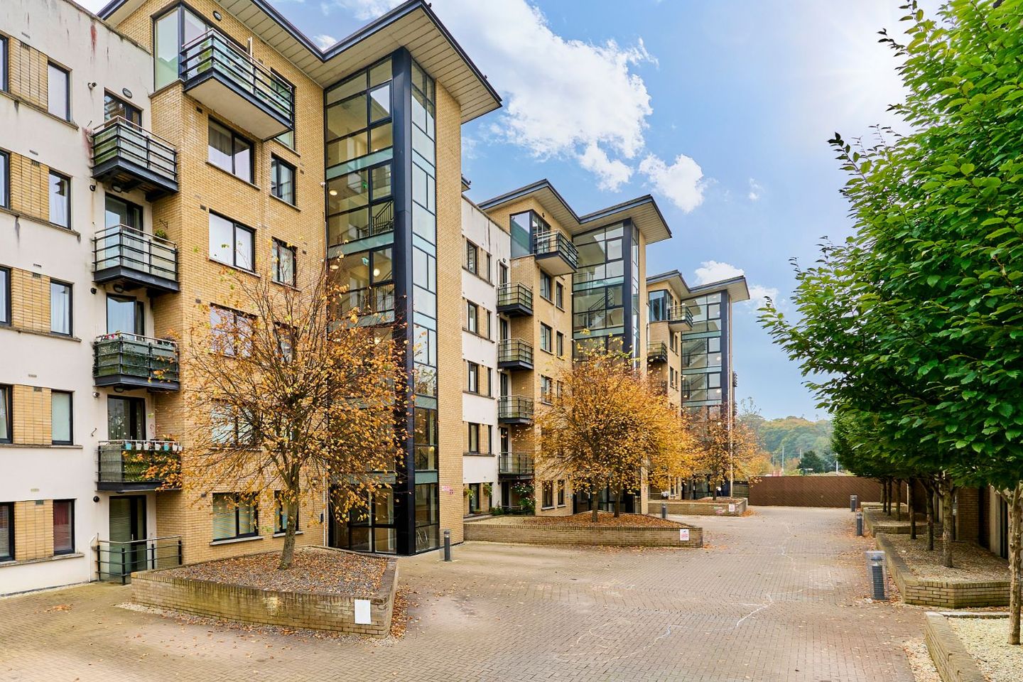 99 Academy Square, Academy Street, Navan, Co. Meath, C15NY10