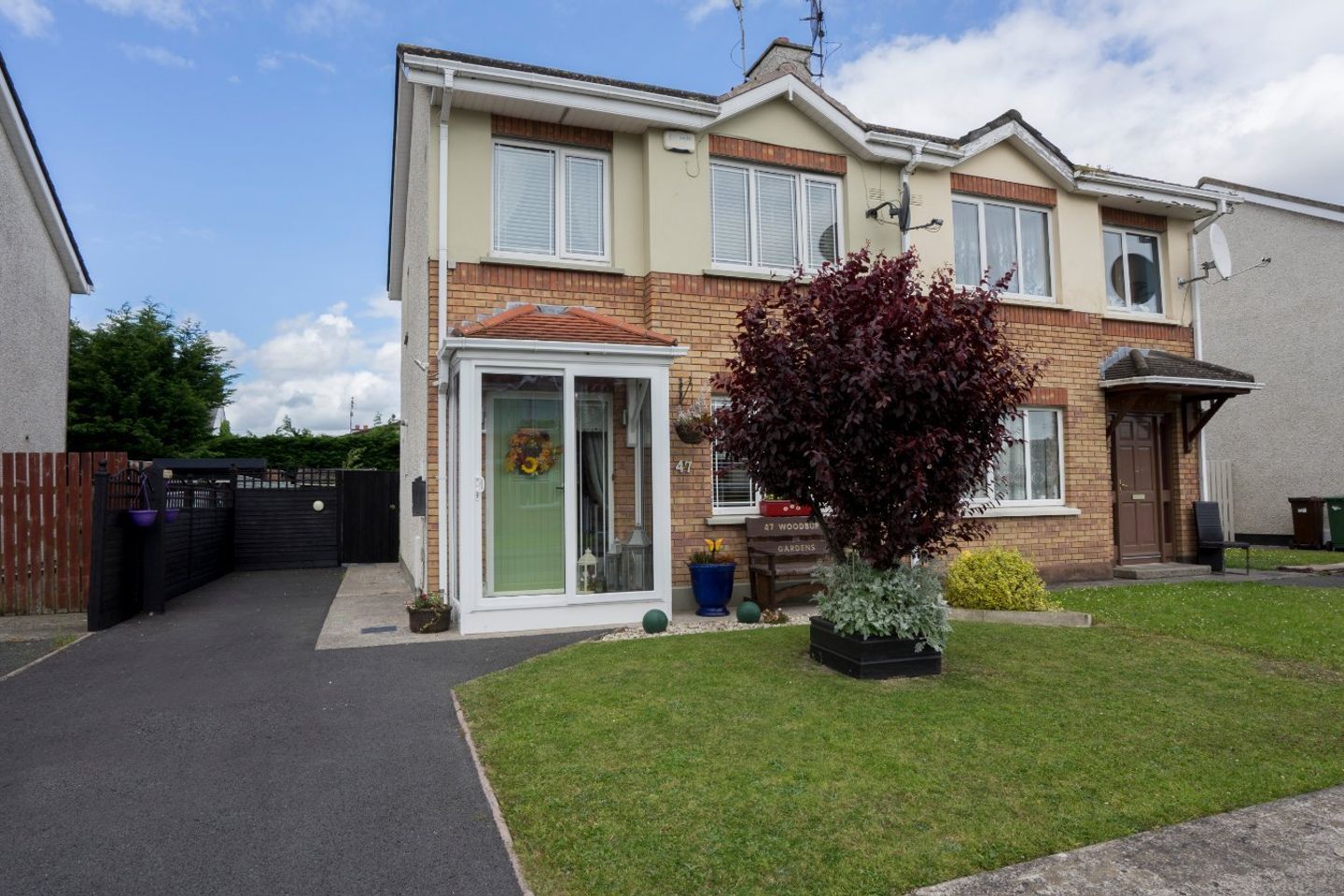 47 Woodbury Gardens, Dundalk, Co. Louth, A91P2C2 is for sale on Daft.ie