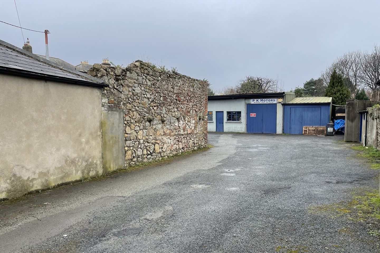 Commercial property for sale in Rere 39 Avenue, Blackrock, Co