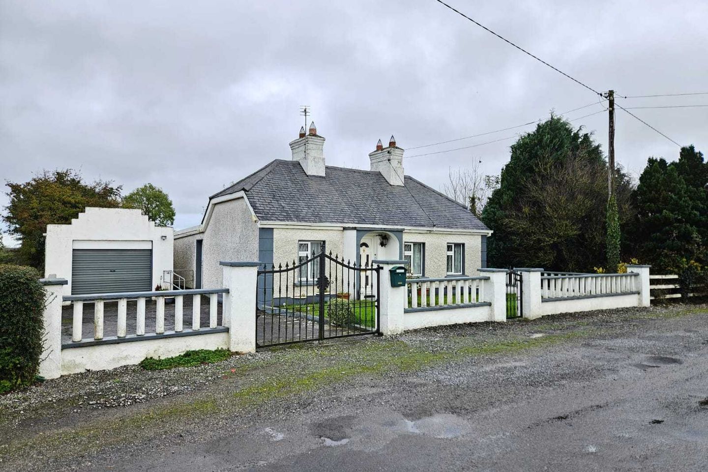Derrymore House, Derrymore, Blue Ball, Co. Offaly, R35P229
