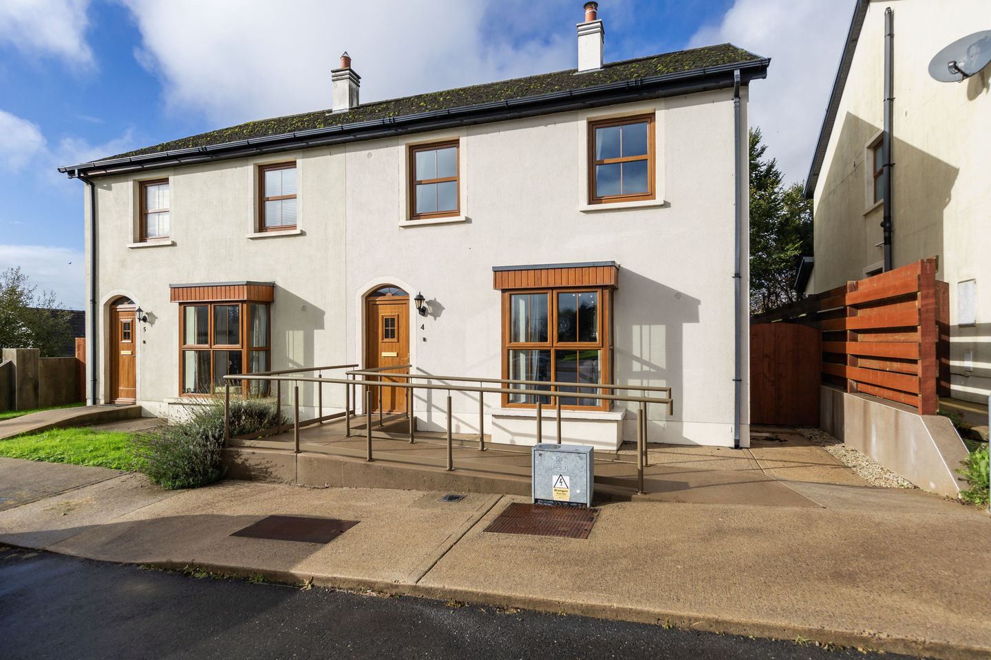 4 Pleasant Meadows, Clongeen, Foulksmills, Co. Wexford, Y35R292 is for