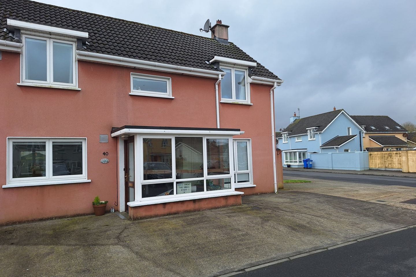 40 Manor Grove, Mountmellick, Co. Laois, R32R2PX is for sale on Daft.ie