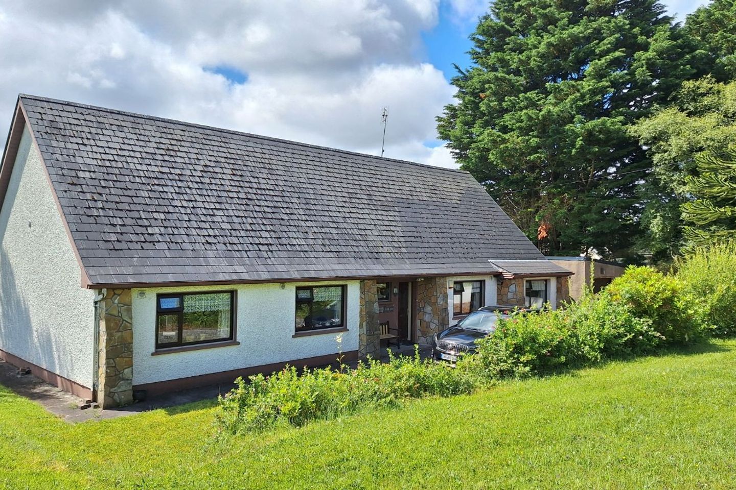 Edenville, Kinlough, Kinlough, Co. Leitrim, F91T9P7