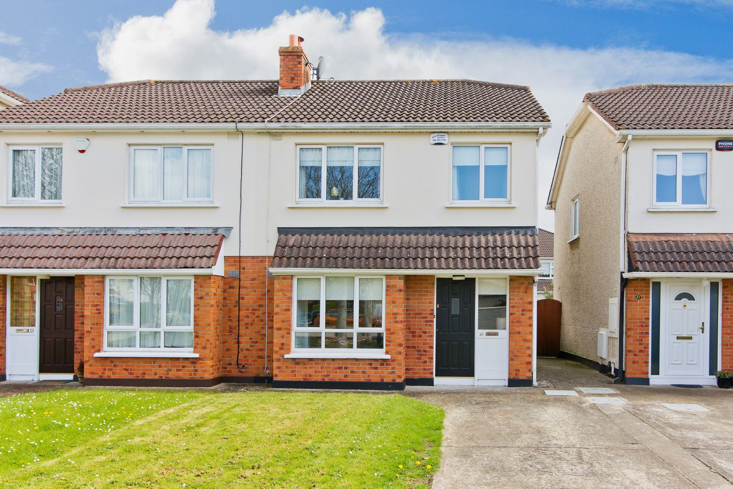25 Luttrell Park Drive, Castleknock, Dublin 15, D15K6PX is for sale on
