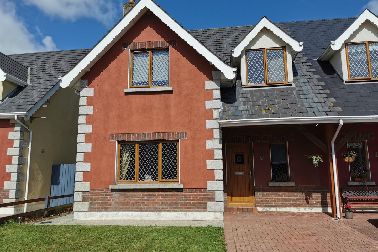5 Castle Manor Court, Ferns, Co. Wexford is for sale on Daft.ie