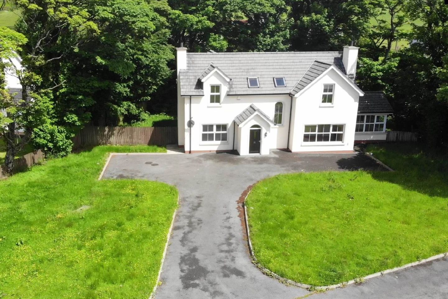 1 THE SYCAMORES, CLAGGAN, Moville, Co. Donegal, F93V4FP
