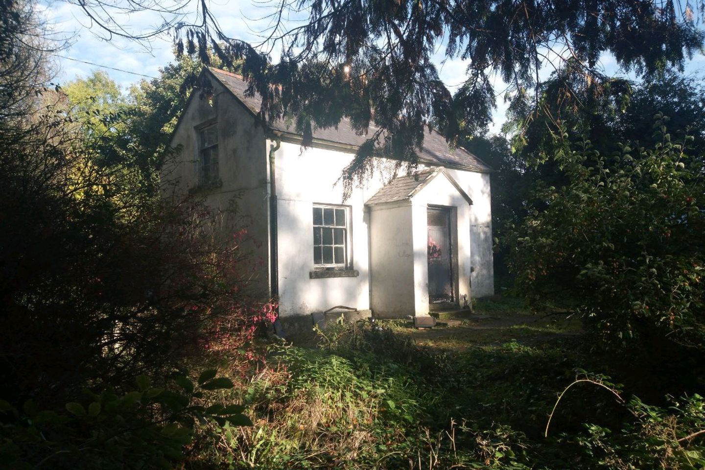 Laraheen Cottage, Laraheen, Gorey, Co. Wexford is for sale on Daft.ie