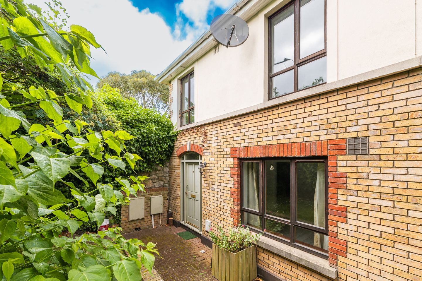 10 Ralph Mews, Newtownpark Avenue, Blackrock, Co. Dublin, A94T2V9 is