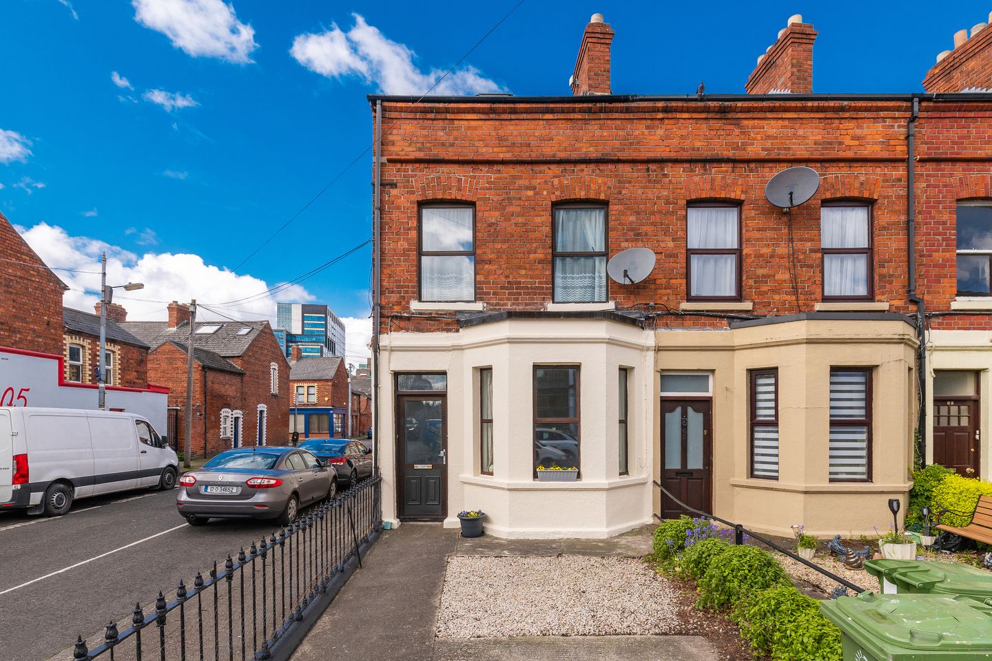 58 South Lotts Road, Ringsend, Ringsend, Dublin 4, D04AW95 is for sale