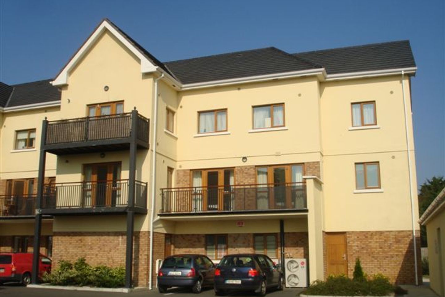 Yew Tree Square, Clane , Clane, Co. Kildare