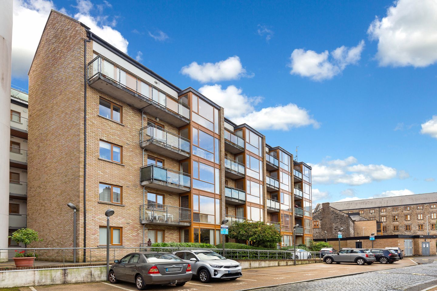 224 Neptune House, Bellevue, Islandbridge, Dublin 8, D08K2V3 is for