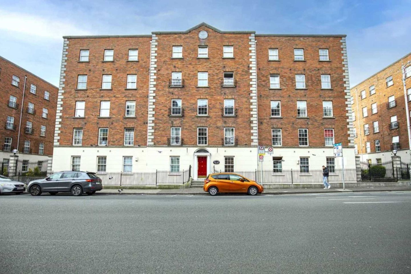 40 Custom Hall, Lower Gardiner Street, Dublin 1, D01NH31
