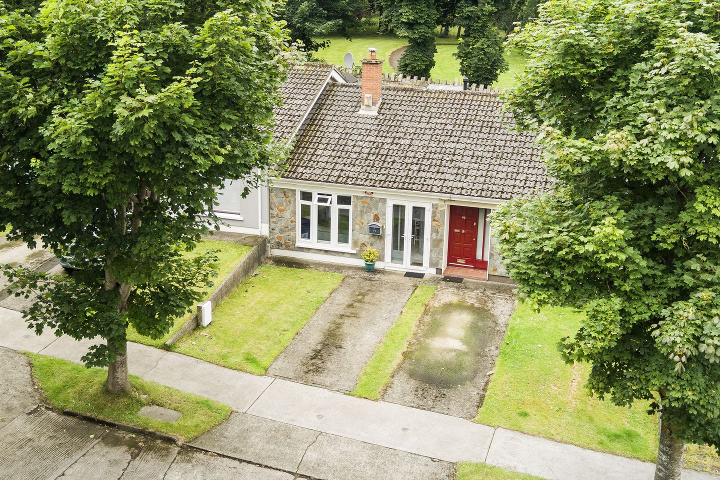 64 Woodford Lawn, Monastery Road, Clondalkin, Dublin 22, D22YW30 is for