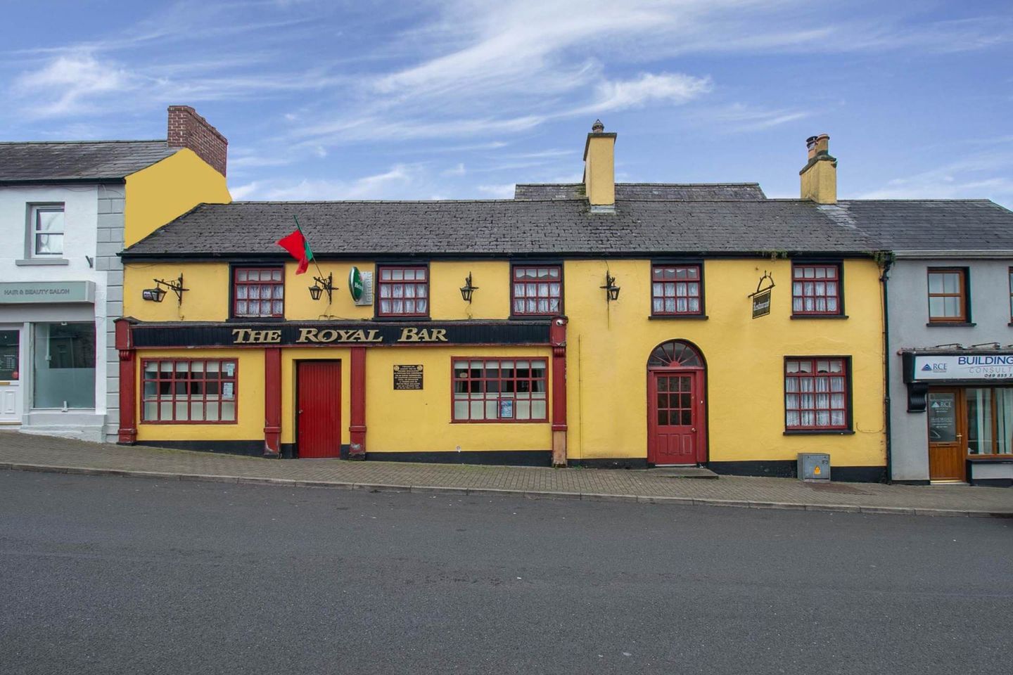 The Royal Bar, Stradone Street (& Virginia Road) Ballyjamesduff, Ballyjamesduff, Co. Cavan, A82W2K7
