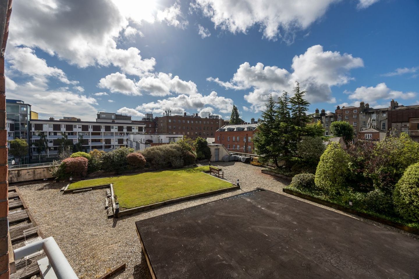 Apartment 16, Alexander Court, Dublin 2, D02N803