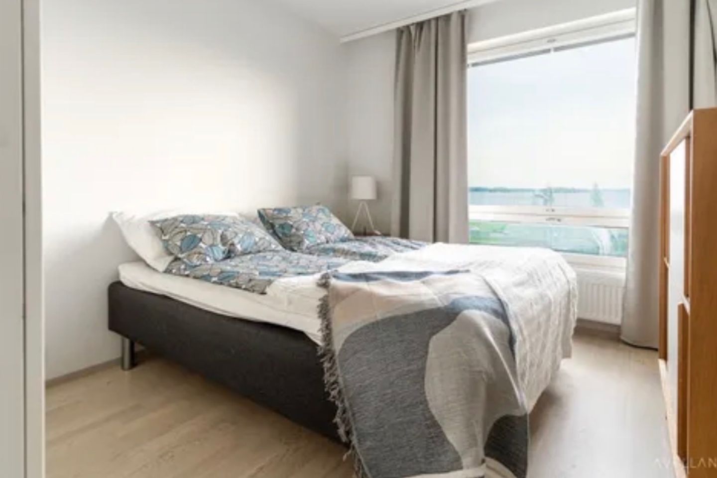 Salthill Launderette,Upper Salthill,Galway, Galway City Centre