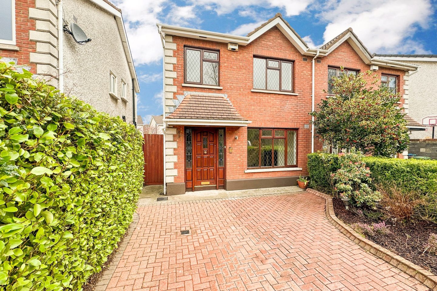 62 Maple Manor, Cabinteely, Cabinteely, Dublin 18, D18P8W2 is for sale