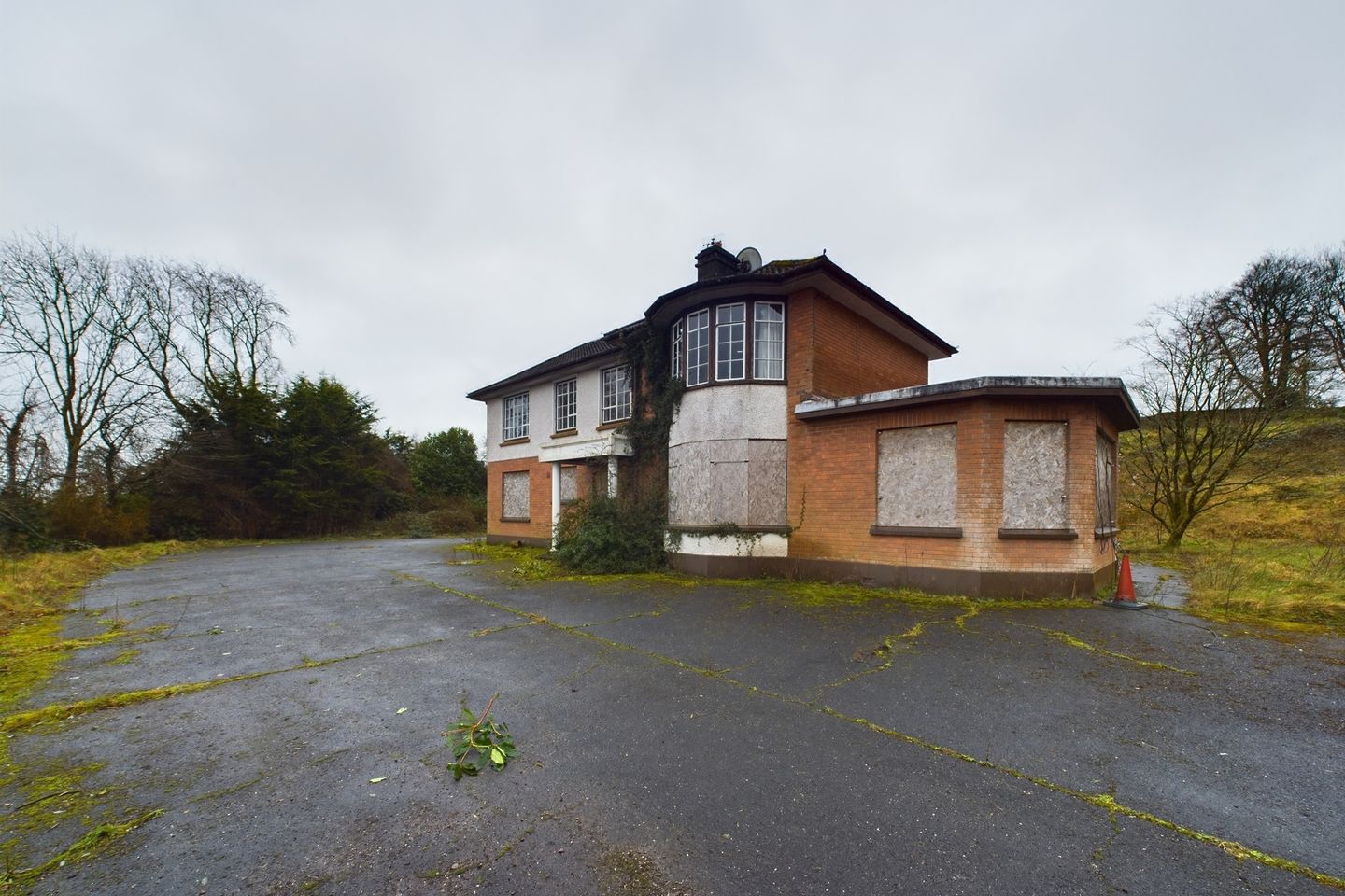Derelict House & Site, Clarkes Hill, Rochestown, Co. Cork, T12XRR4