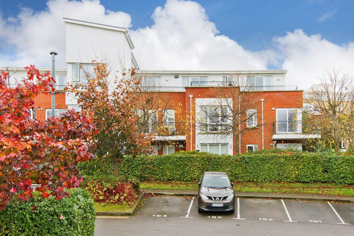 192 Bracken Hill, Sandyford, Dublin 18, D18KF74 is for sale on Daft.ie