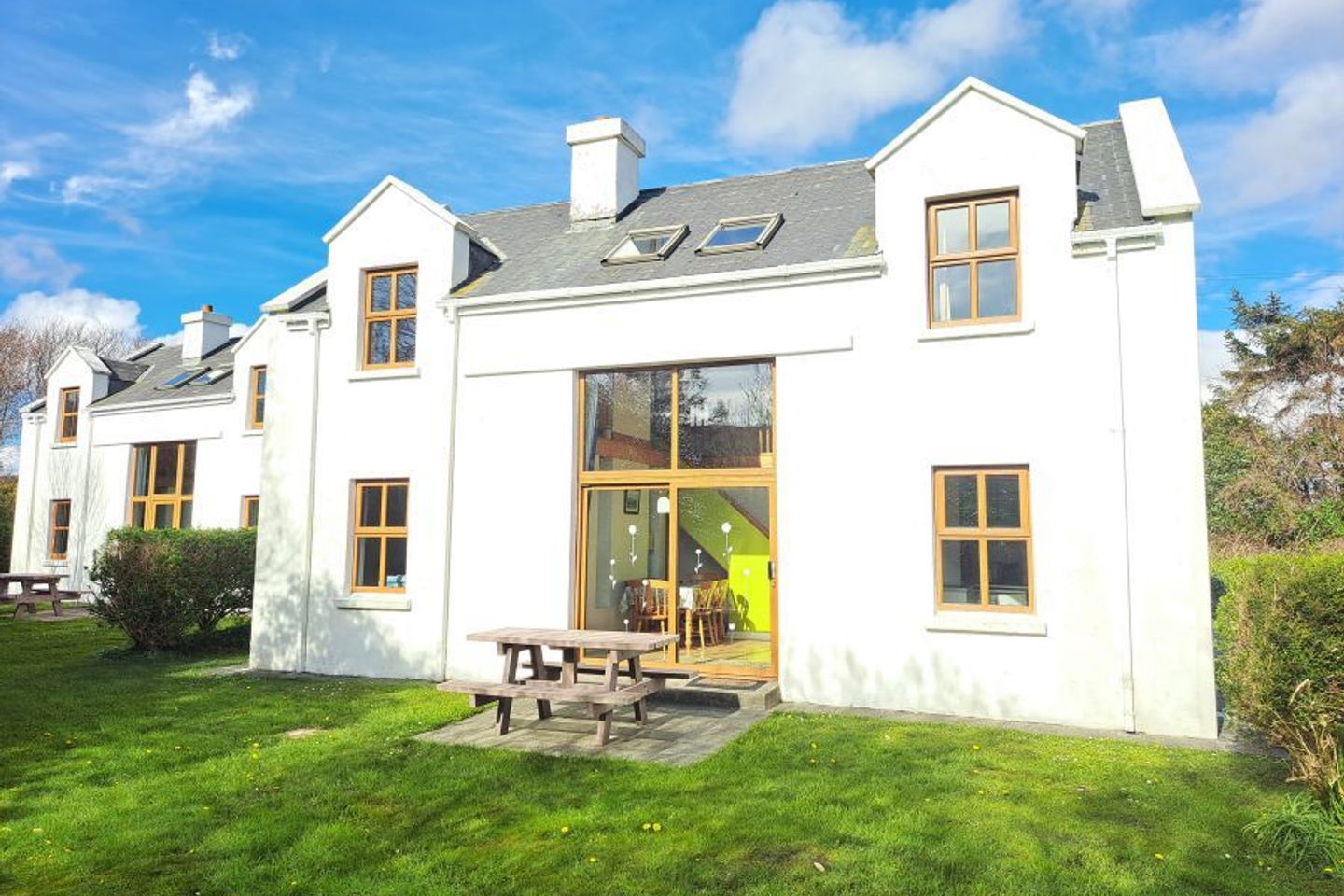 3 Glendarrary Holiday Cottages, Springvale, Achill, Co. Mayo, F28WY80