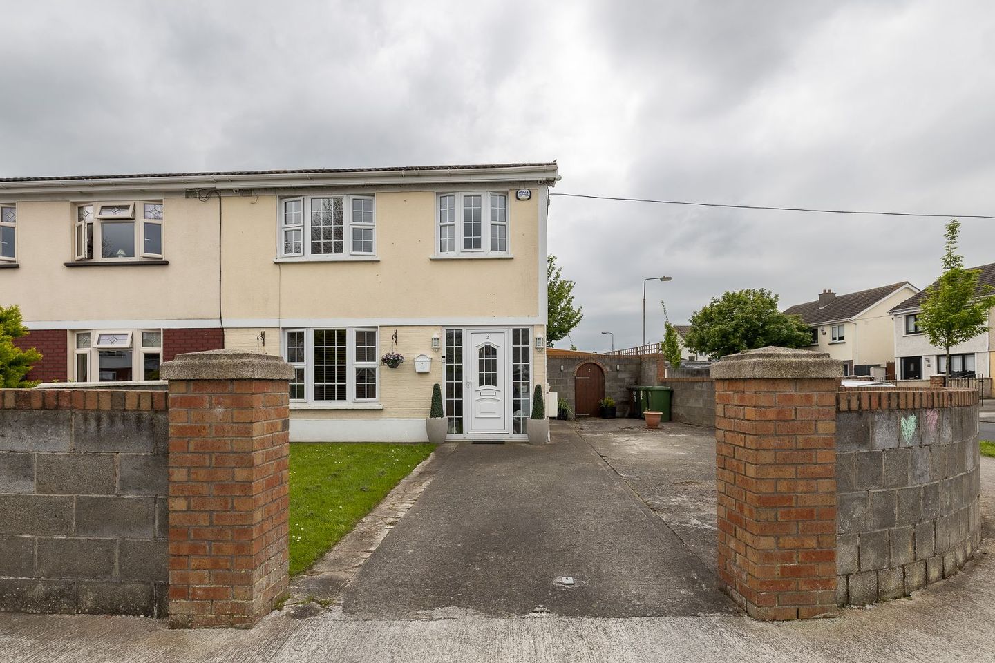 2 Glenfield Close, Dublin 22, Clondalkin, Dublin 22, D22K5F9 is for