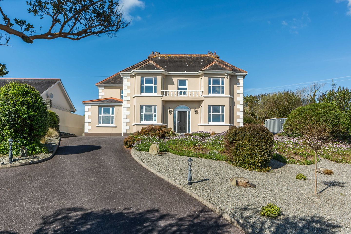 Ardeen, Colla Road, Schull, Co. Cork, P81Y181