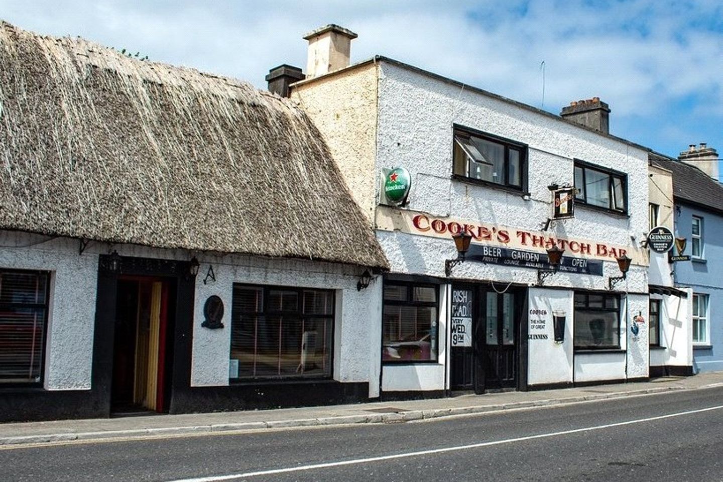 Cookes Thatch Bar, Cookes Corner, 2 Newcastle Road, Galway City, Co. Galway, H91TF10