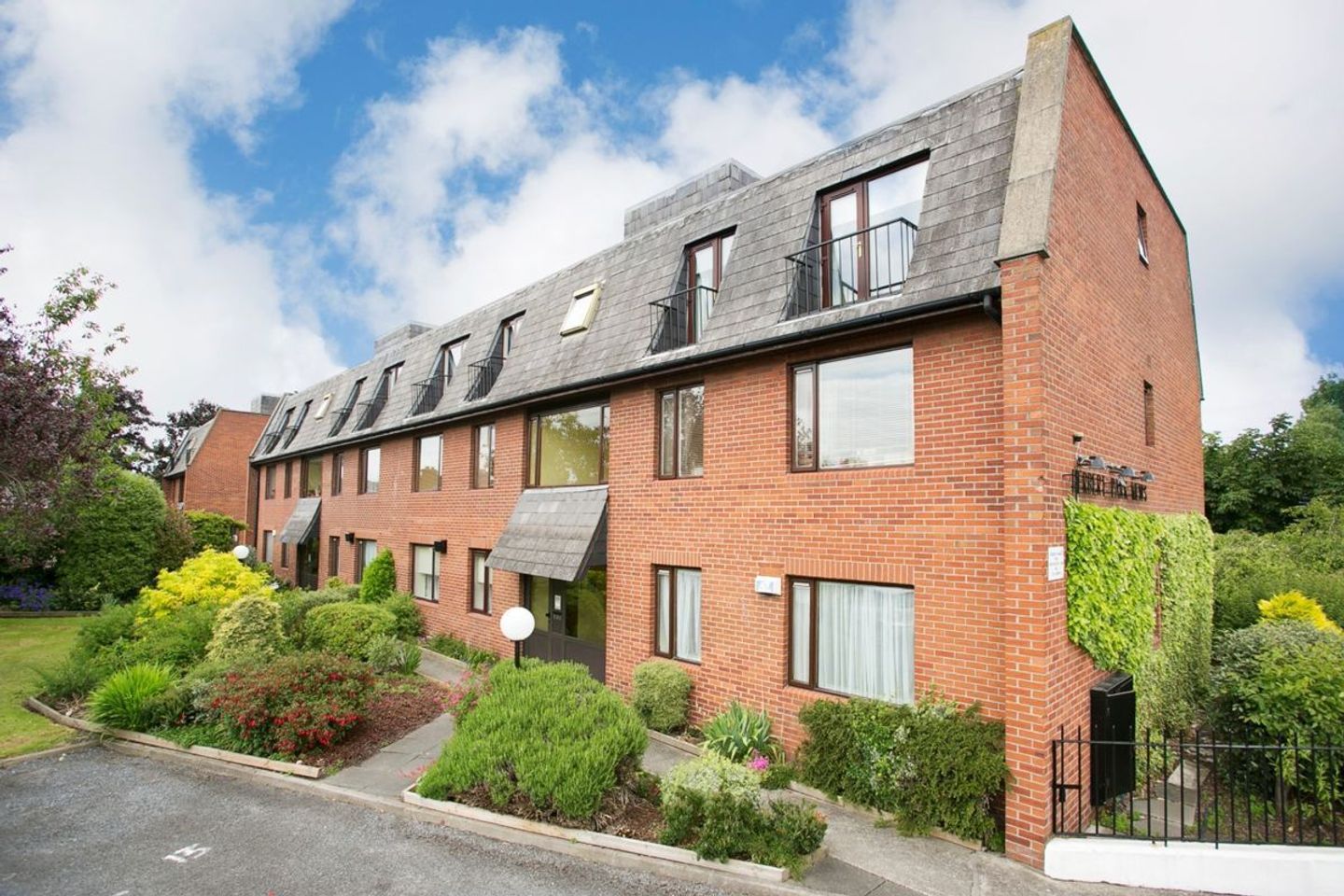 18 Herbert Park Mews, Rampart Lane, Donnybrook, Dublin 4, D04AV91