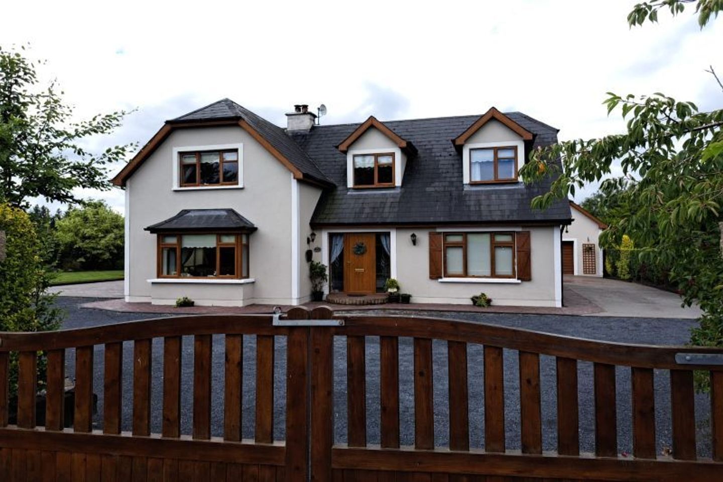 Airlie House, Palace, Clonroche, Enniscorthy, Co. Wexford is for sale