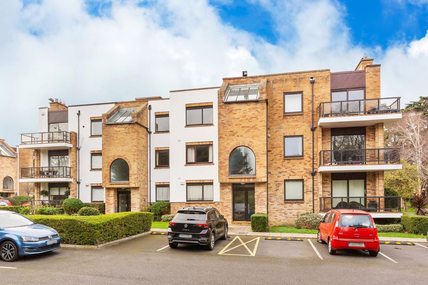 28 The Elms, Mount Merrion Avenue, Blackrock, Co. Dublin, A94V1K2 is