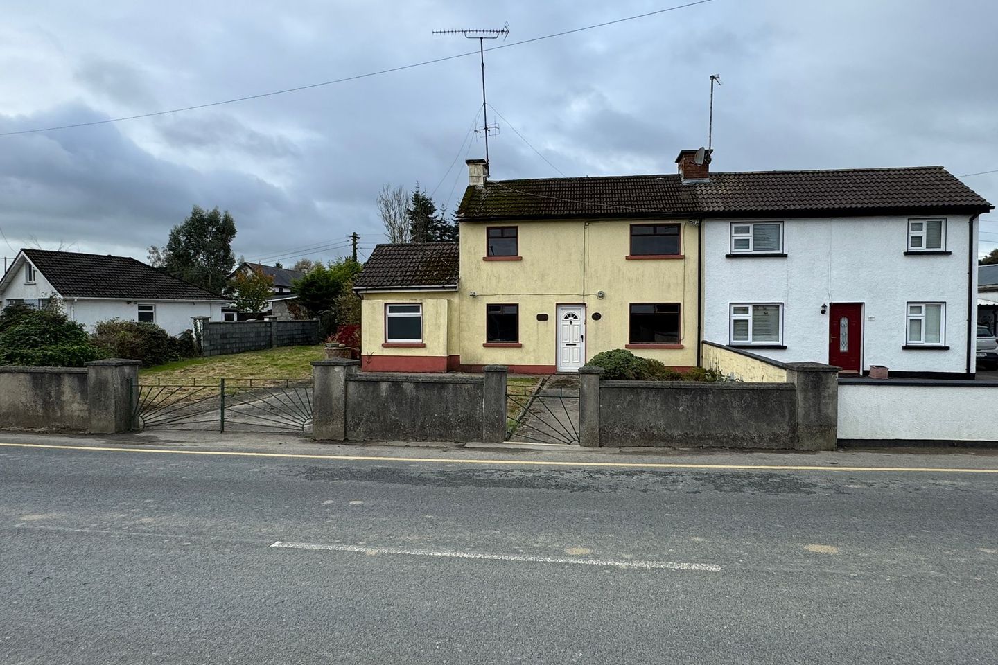 Tara View, 25 Garden City, Gorey, Co. Wexford, Y25YR77