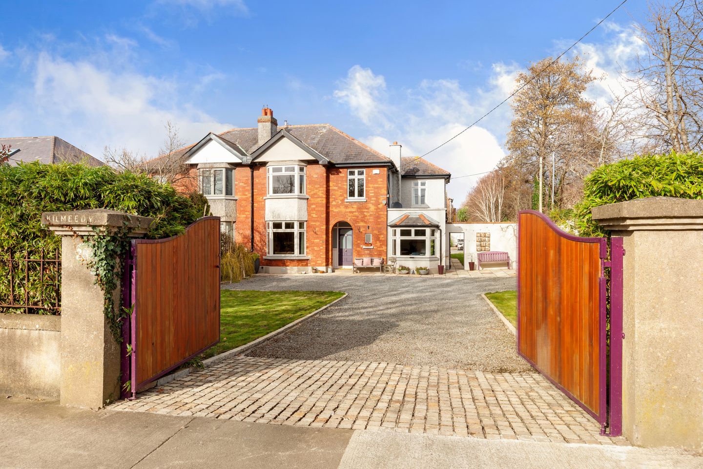 Kilmeedy, 28 Mount Prospect Avenue, Clontarf, Dublin 3, D03W281 is for