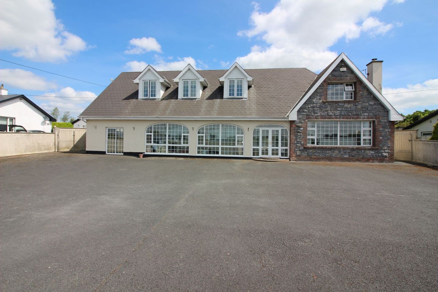 White Oaks, Drombanna, Drombanna, Co. Limerick, V94H1WD is for sale on