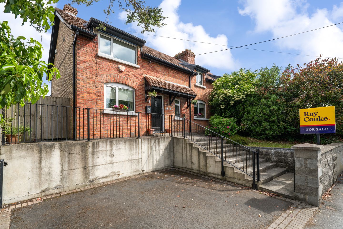 1 Beech Row, D22 FC89