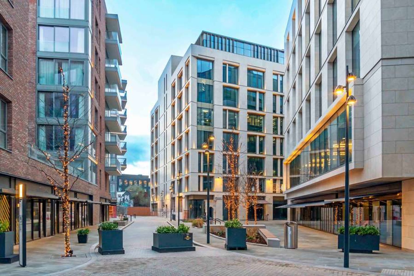 Commercial property for rent in Retail Opportunity, Charlemont Square