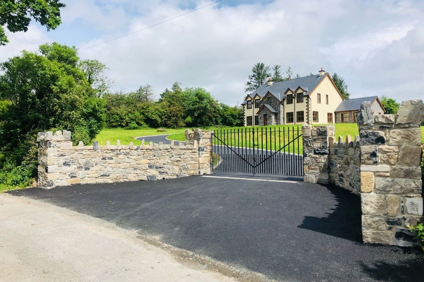 Cloughoolia, Sixmilebridge, Co. Clare, V95VW73 is for sale on Daft.ie