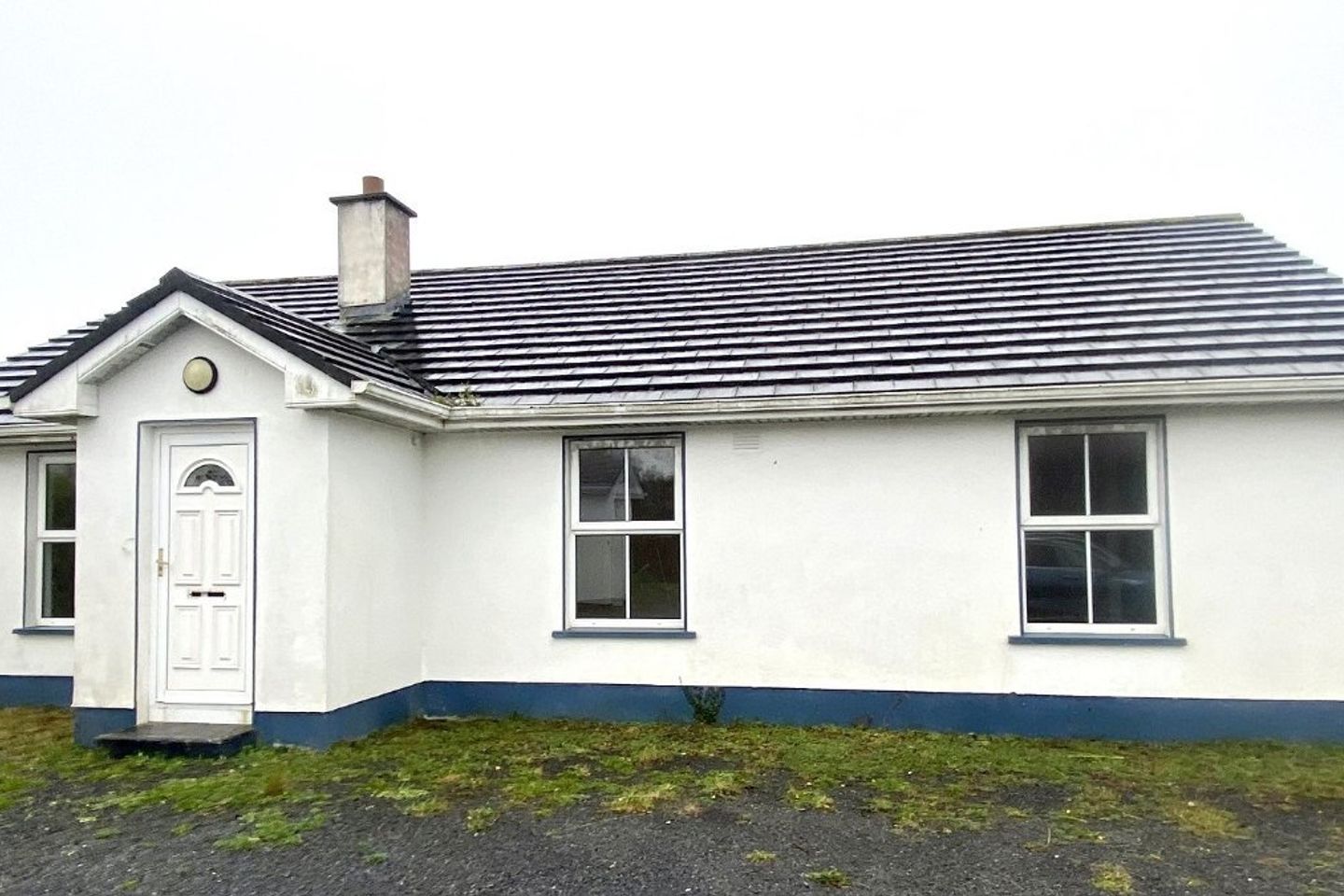 8 The Holiday Village, An Cuilean, Carraroe, Co. Galway, H91VXE3 is for