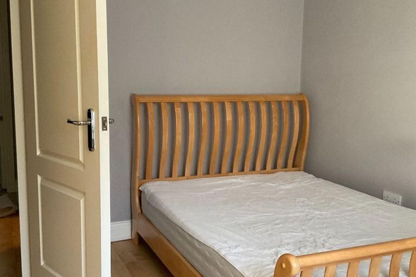 Jamestown Road, Finglas, Dublin 11