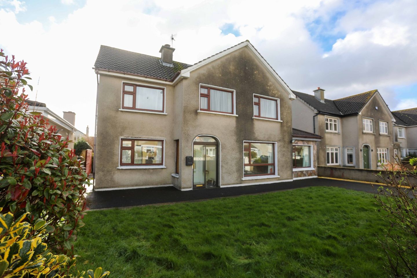 16 Meadowlands Estate, Tralee, Co. Kerry, V92YK7D