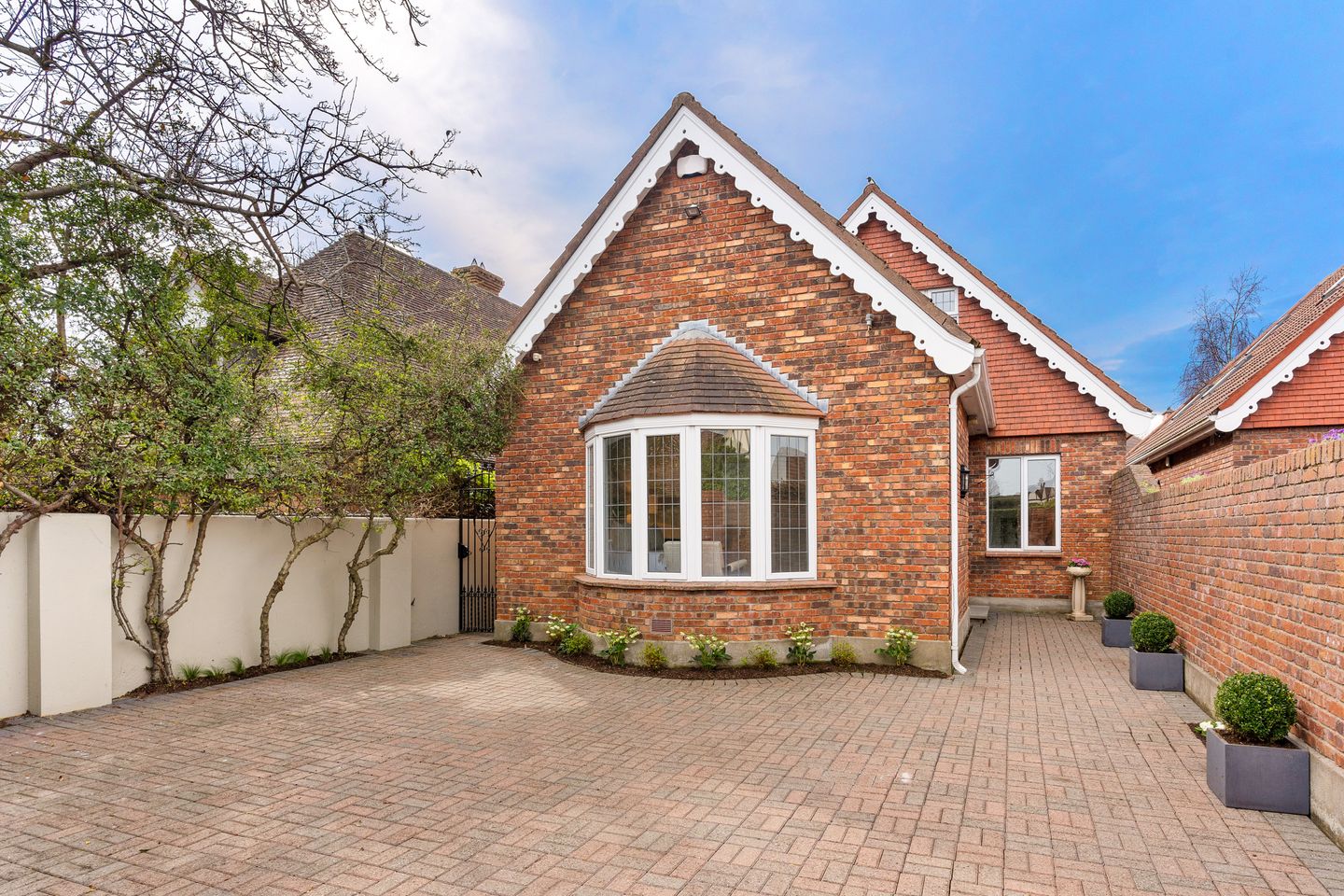 Shrewsbury Gate, Shrewsbury, Ballsbridge, Dublin 4, D04E7T2