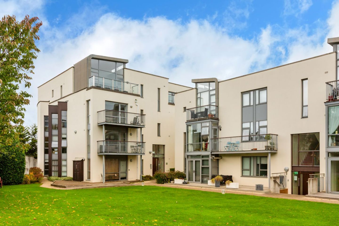 68 Eaglewood, Rochestown Avenue, Dun Laoghaire, Co. Dublin, A96YE20